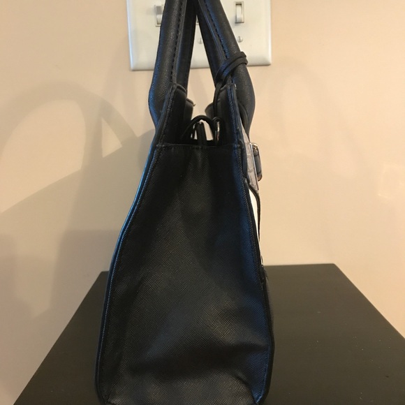 Nine West purse - Picture 2 of 4